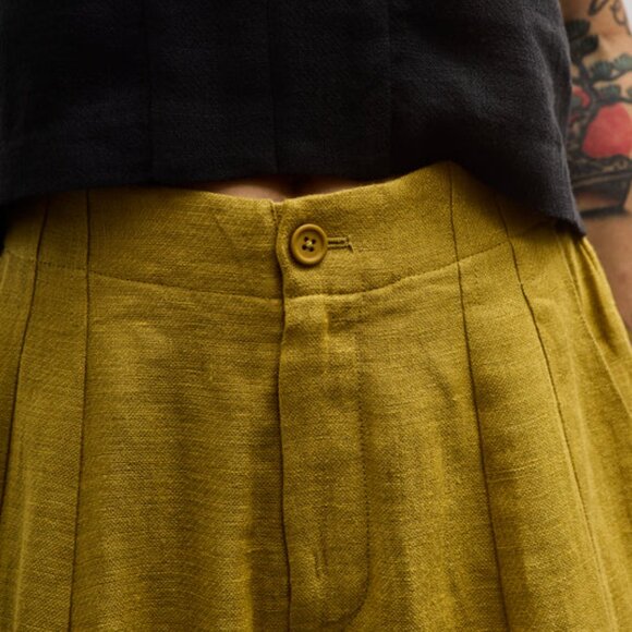7115 Linen Pleated Trousers Mustard Small - Picture 3 of 9